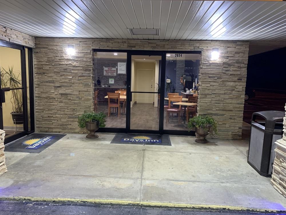 Days Inn By Wyndham Aiken - Interstate Hwy 20 Exterior foto